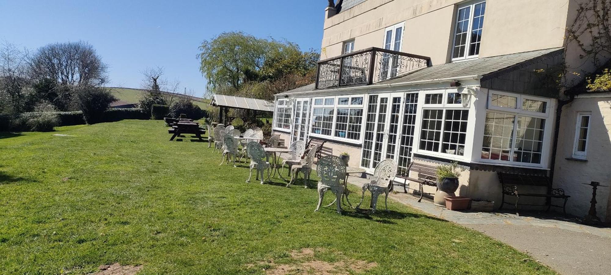 Great Trethew Manor Hotel & Self Catering Lodges Liskeard Extérieur photo